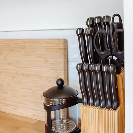 Modern Bright Spacious