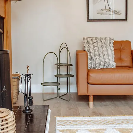 Modern Bright Spacious Лідс