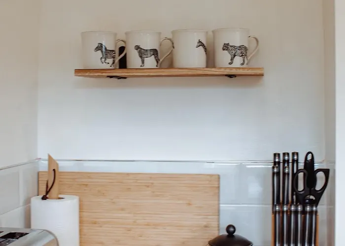 Modern Bright Spacious * Leeds