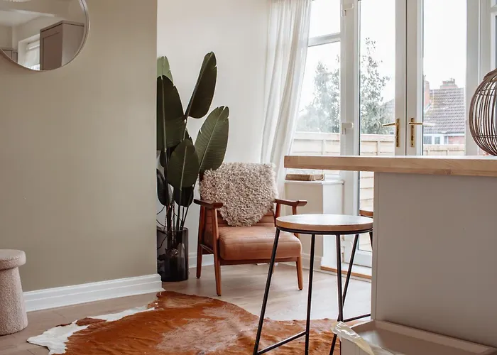 Modern Bright Spacious דירה