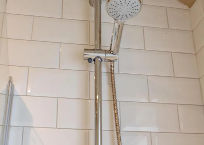 Modern Bright Spacious *