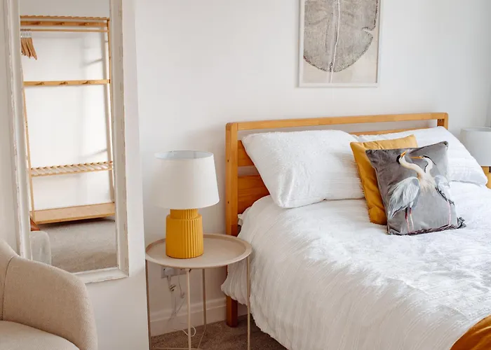 Modern Bright Spacious דירה לידס