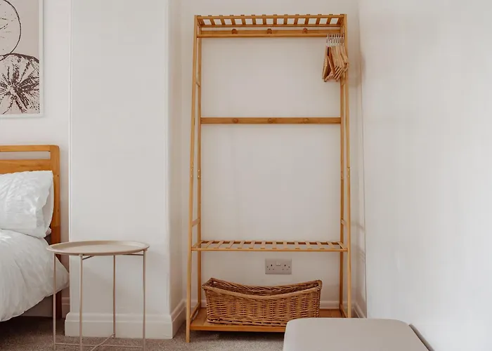 Modern Bright Spacious * Leeds (West Yorkshire)