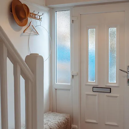 Modern Bright Spacious Leeds (West Yorkshire)