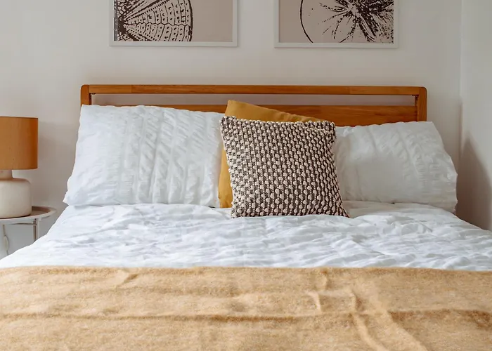 Modern Bright Spacious Leeds (West Yorkshire)